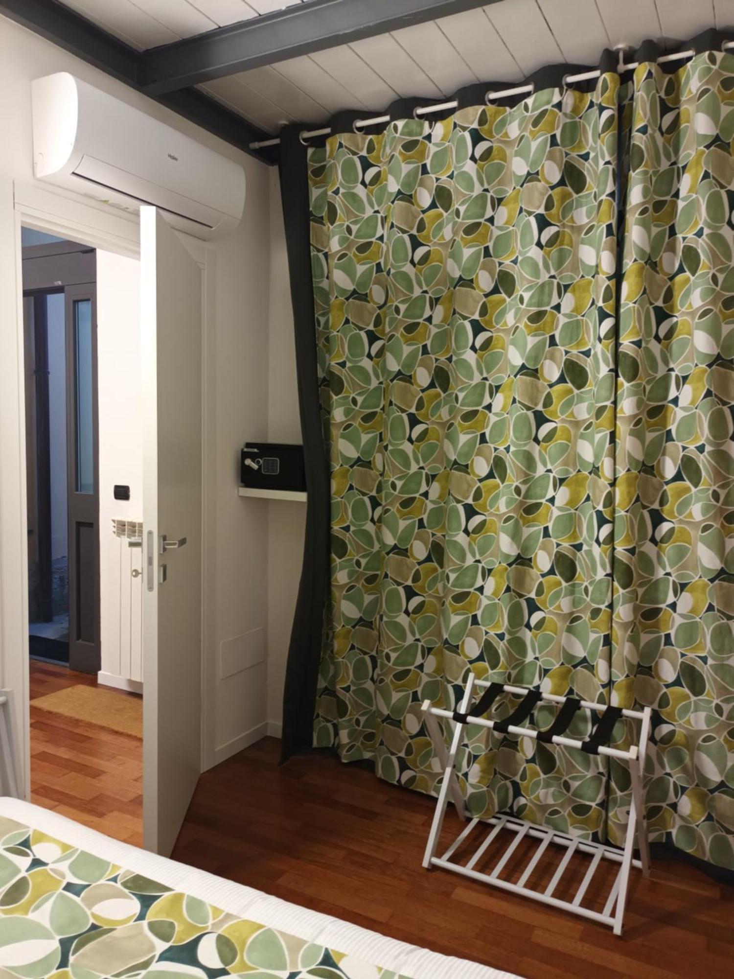 Mini Loft Torre San Vitale โกโม ภายนอก รูปภาพ